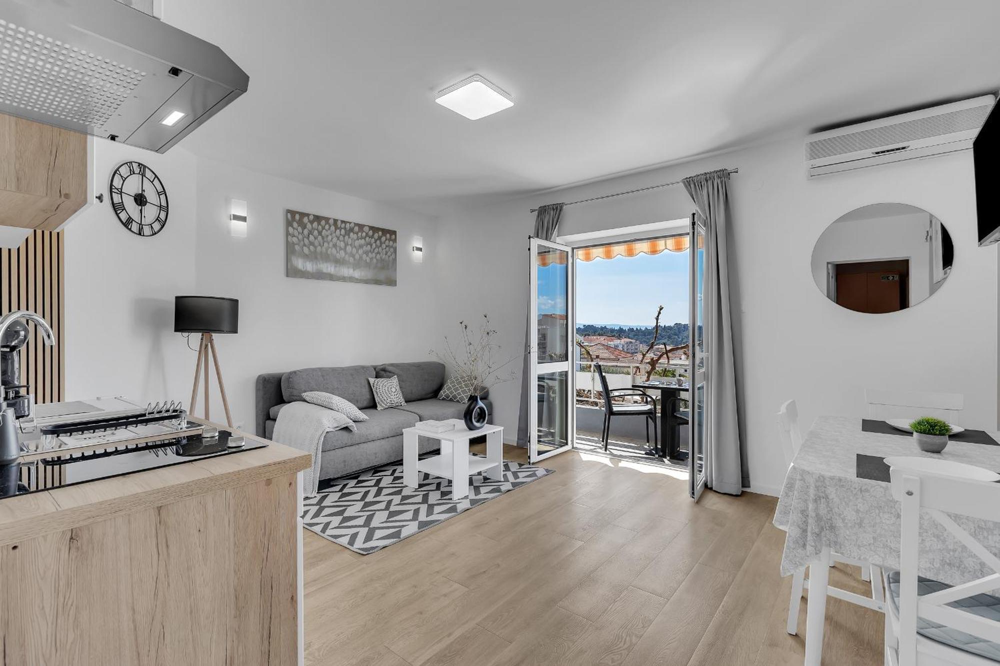 Mediterranean Living 2 マカルスカ エクステリア 写真